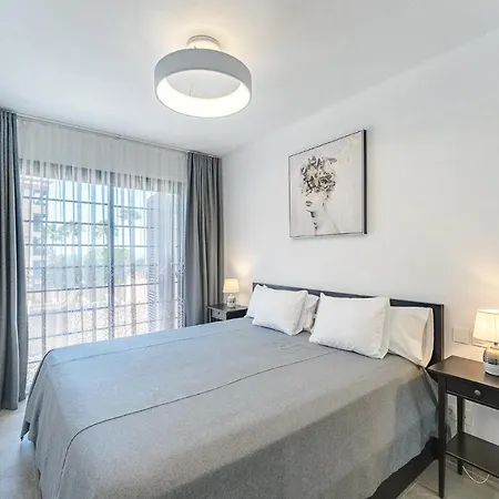 Townhouse With Three Bedrooms