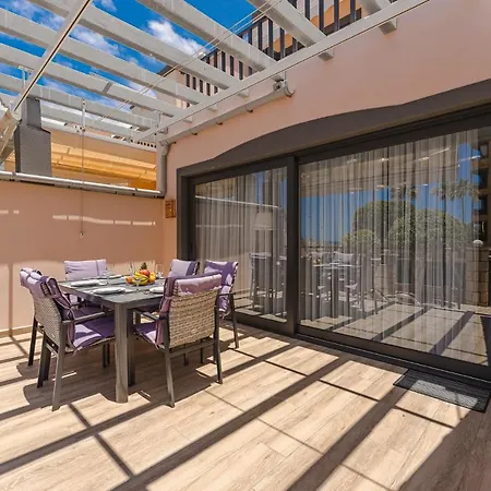 Apartament Townhouse With Three Bedrooms *