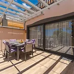 Daire Townhouse With Three Bedrooms *
